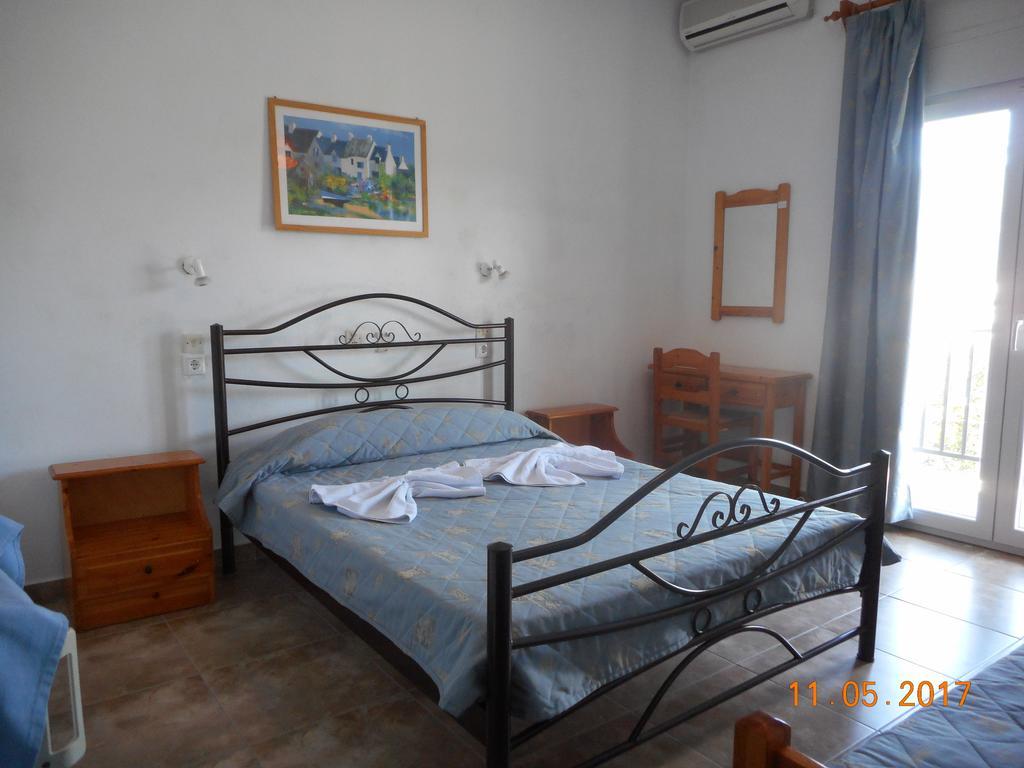 Guesthouse Christos Skopelos Town Exterior photo